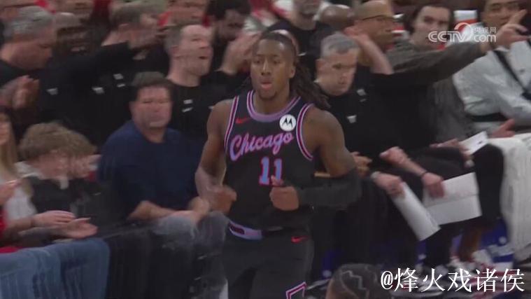 布里奇斯26分14板 黄蜂逆转公牛终结三连败